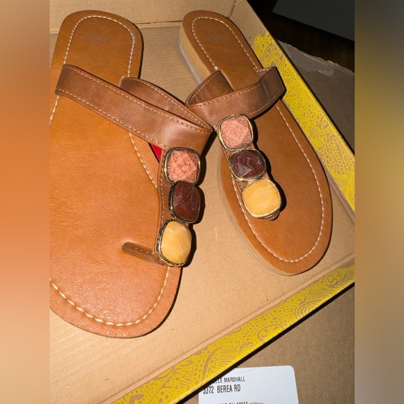 Sandal - Picture 1 of 2